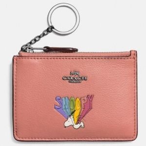 COACH SNOOPY MINI SKINNY